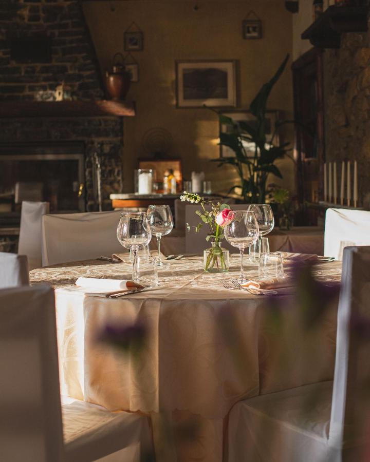 Locanda Del Boscaiolo Monasterolo del Castello Luaran gambar